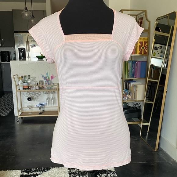 lululemon athletica Tops - Lululemon Wet Dry Warm Top